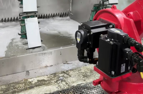 Spray Painting Robot